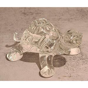 Vintage Glass Turtle Figurine, paperweight Novelty Decor collectable 4" L x 2" H